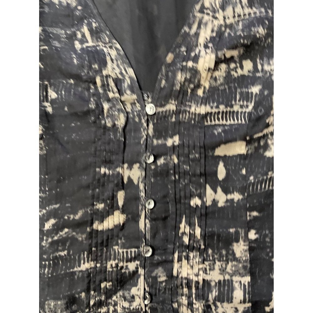 Women's Black & Taupe Chiffon Blouse Size 1X (16W-18W) V-Neck Tux-Pleated Button - Picture 5 of 9